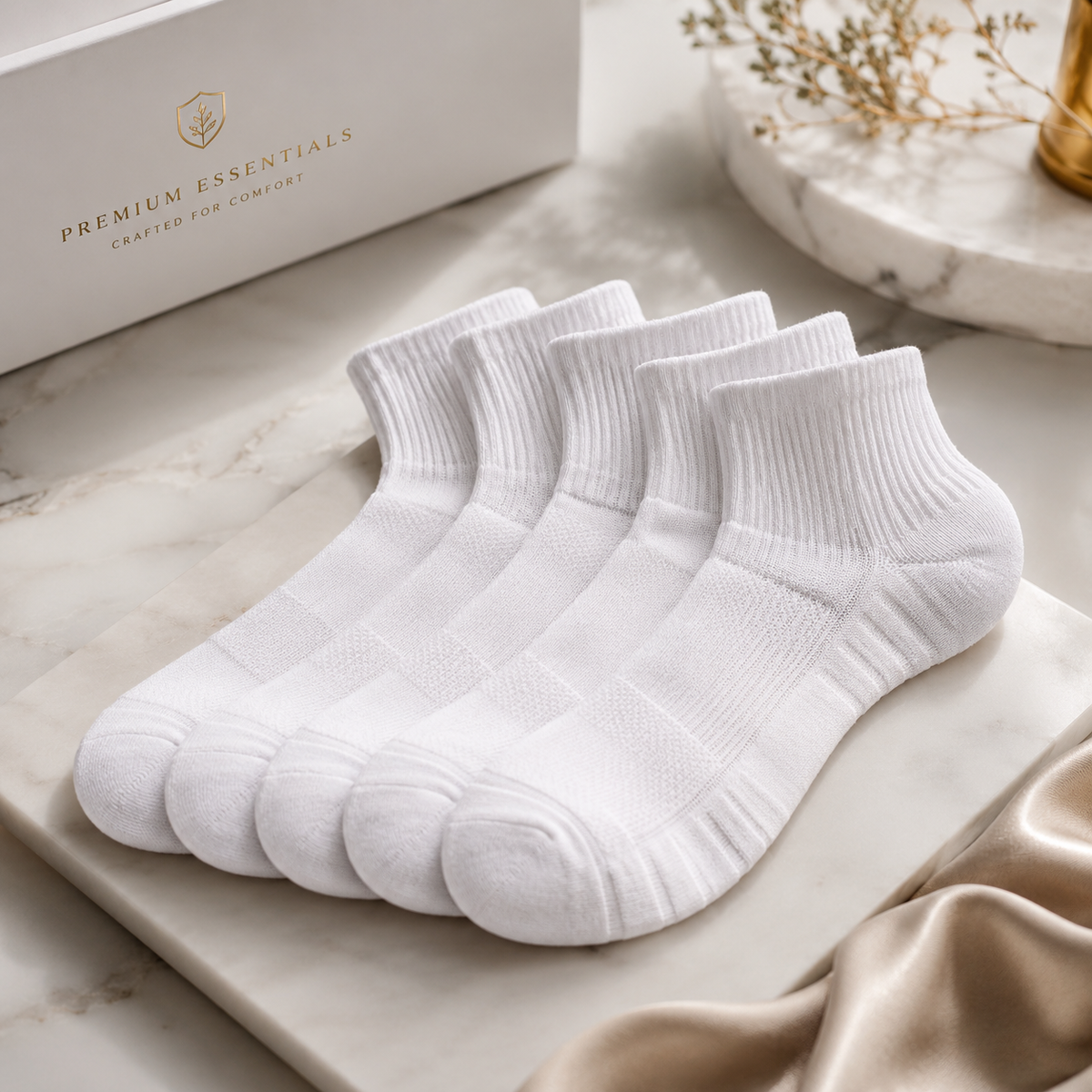 White Athletic Socks - Quarter Rise